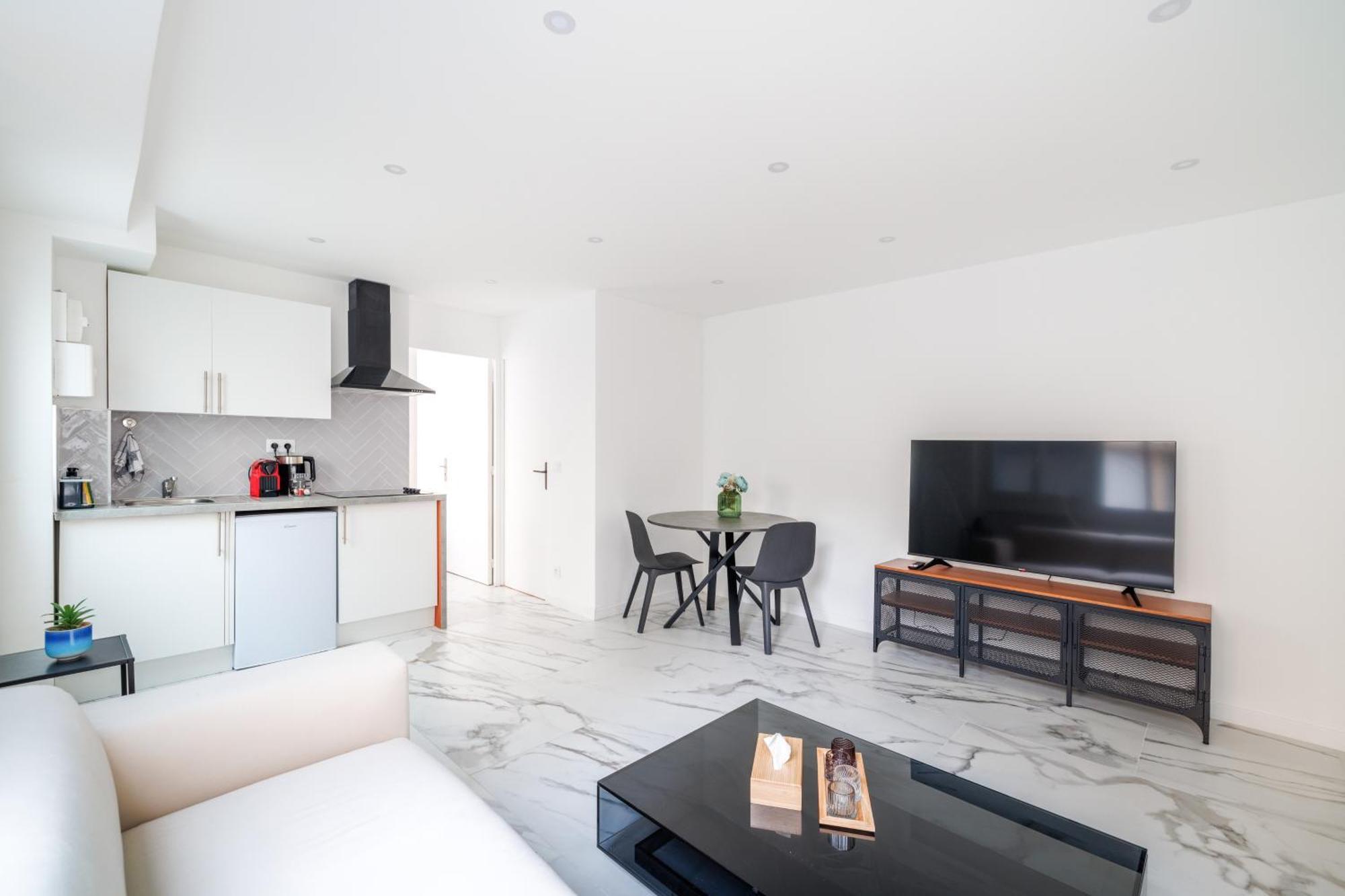 Spacious Flat For 4 People #1 Asnieres-sur-Seine Ngoại thất bức ảnh
