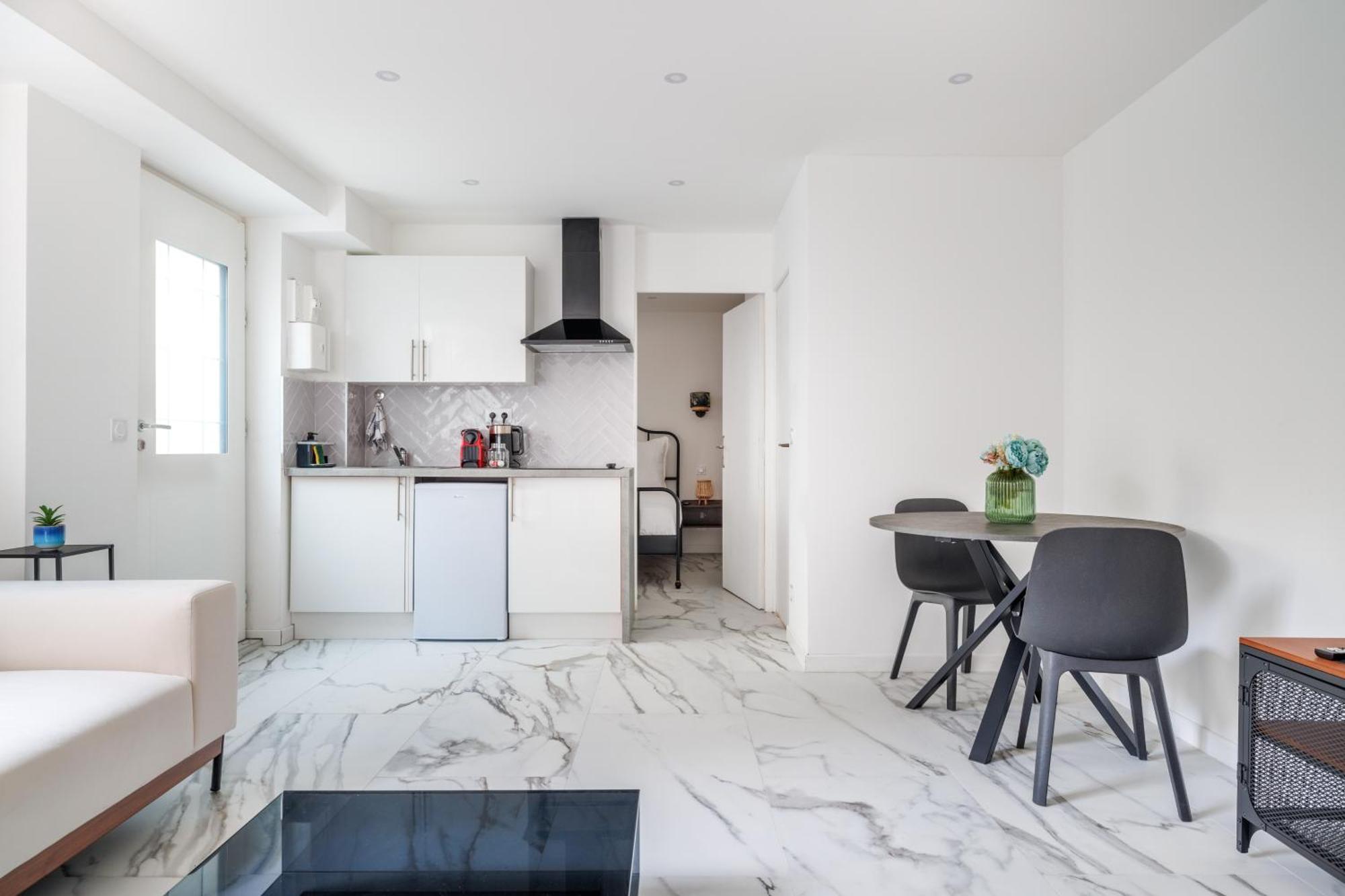 Spacious Flat For 4 People #1 Asnieres-sur-Seine Ngoại thất bức ảnh